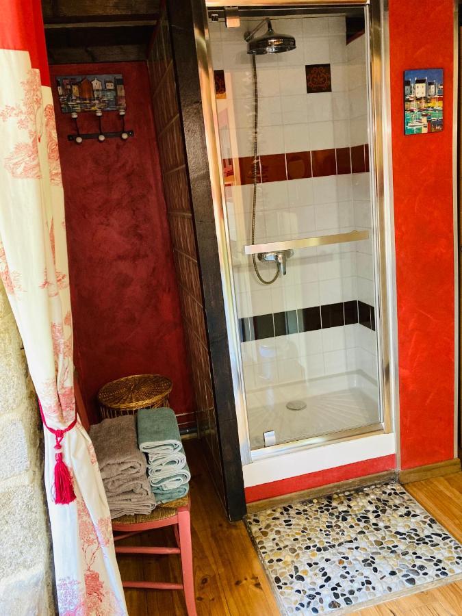 Maison De Caractere Datant De 1739 Quistinic Exteriör bild